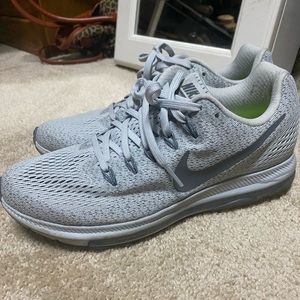 Women’s Nike Zoom All Out size 8.5